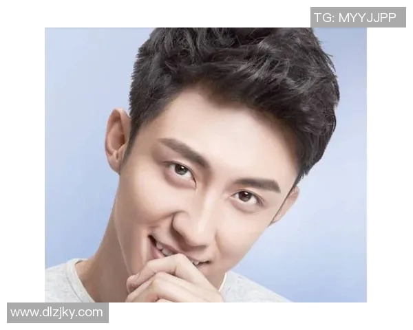 孙兴O的传奇旅程：从青涩少年到世界足球巨星的蜕变与荣耀